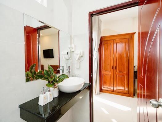 Nam Can Tho Hotel Ap Phu Thanh 외부 사진